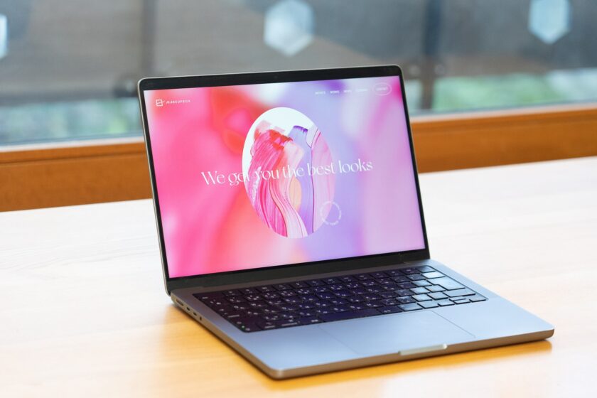 メイクアップで広がる、カラフルな世界